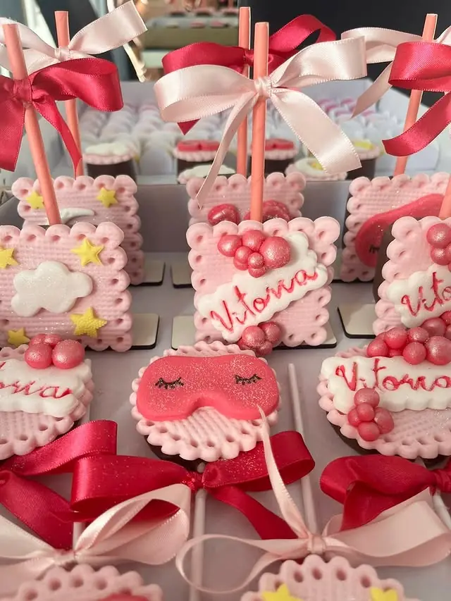 Doce personalizado feito à mão