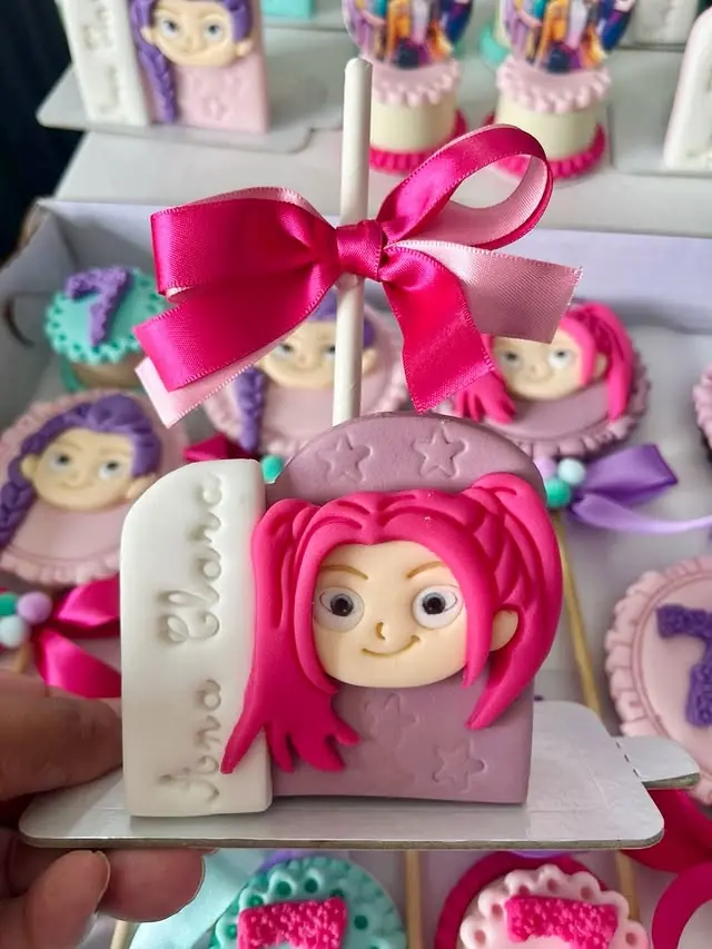 Doce personalizado feito à mão