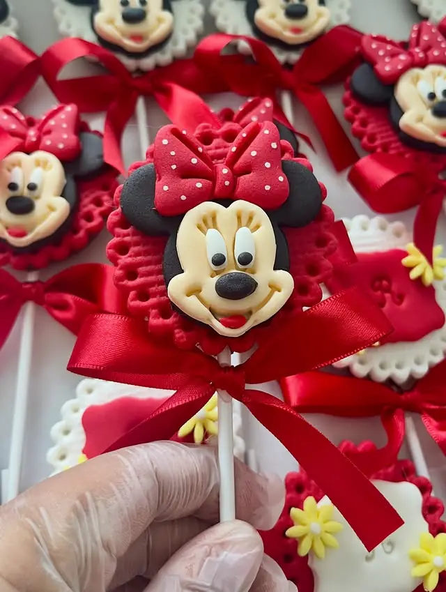 Doce personalizado feito à mão
