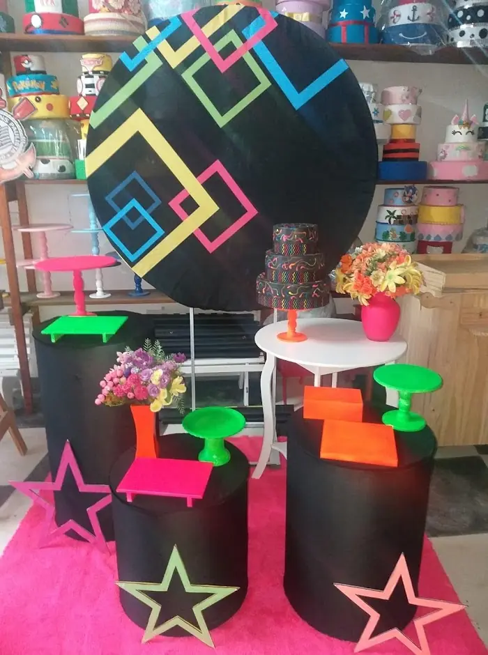 Decoração Balada Neon 1 - Verônica Festas