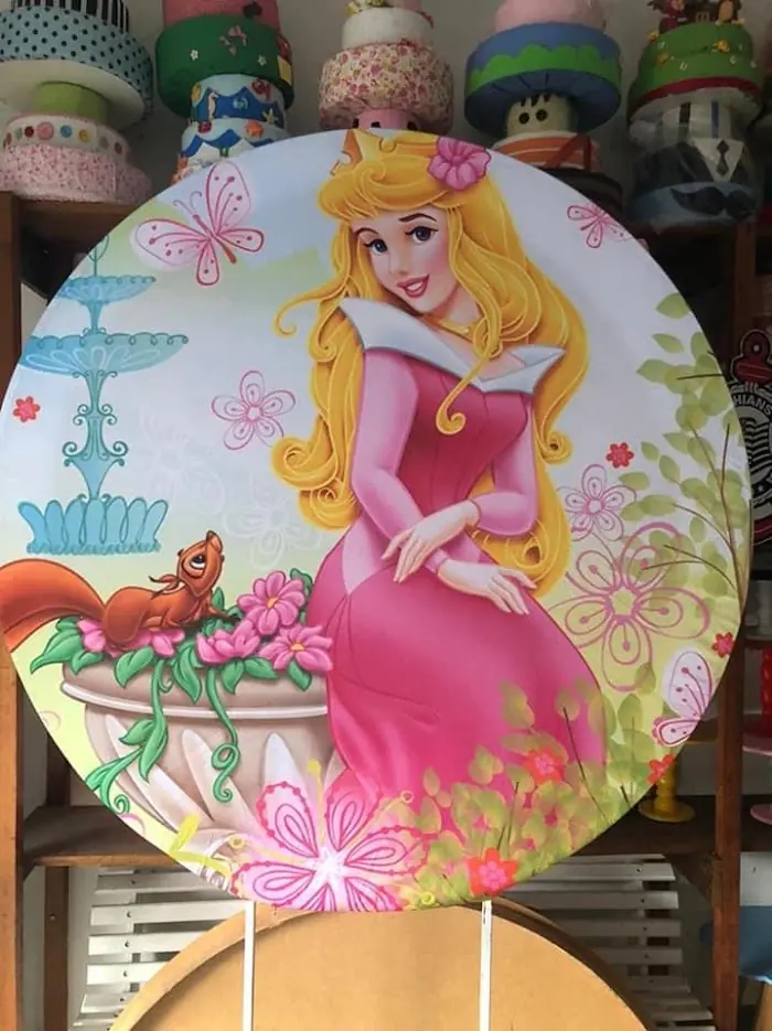 Decoração Bela adormecida (solicitar foto do kit montado).JPG - Verônica Festas